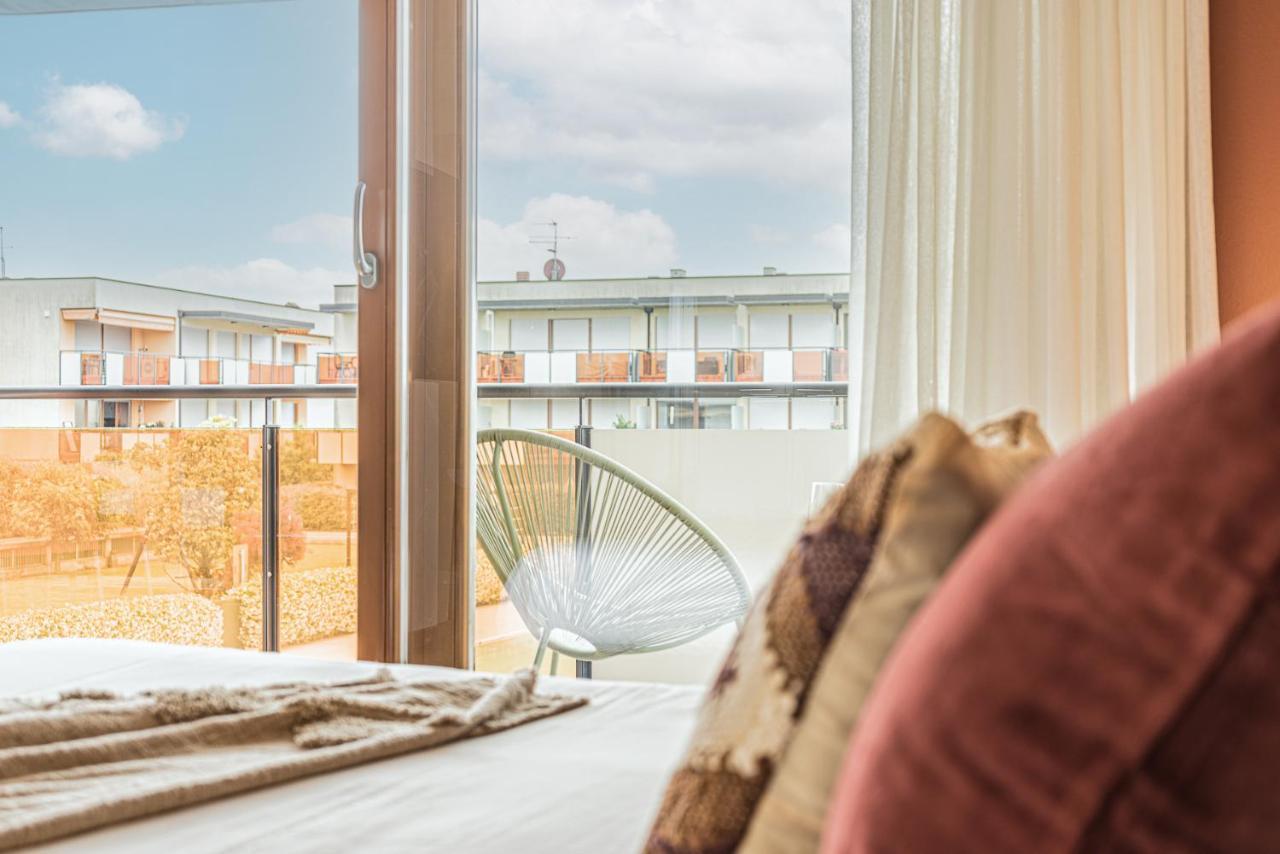 Hygge Family Apartment - One Step Away From The Lake!!! Sirmione Exterior photo