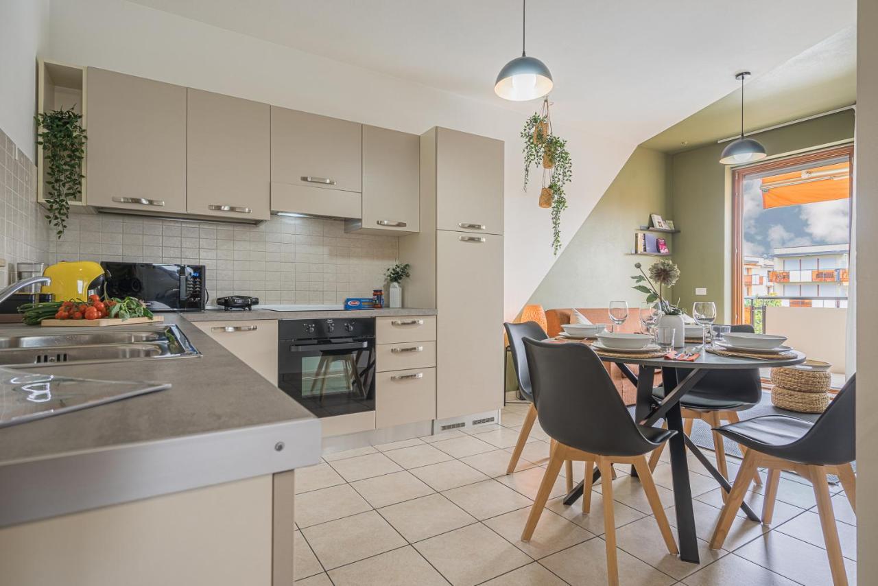 Hygge Family Apartment - One Step Away From The Lake!!! Sirmione Exterior photo