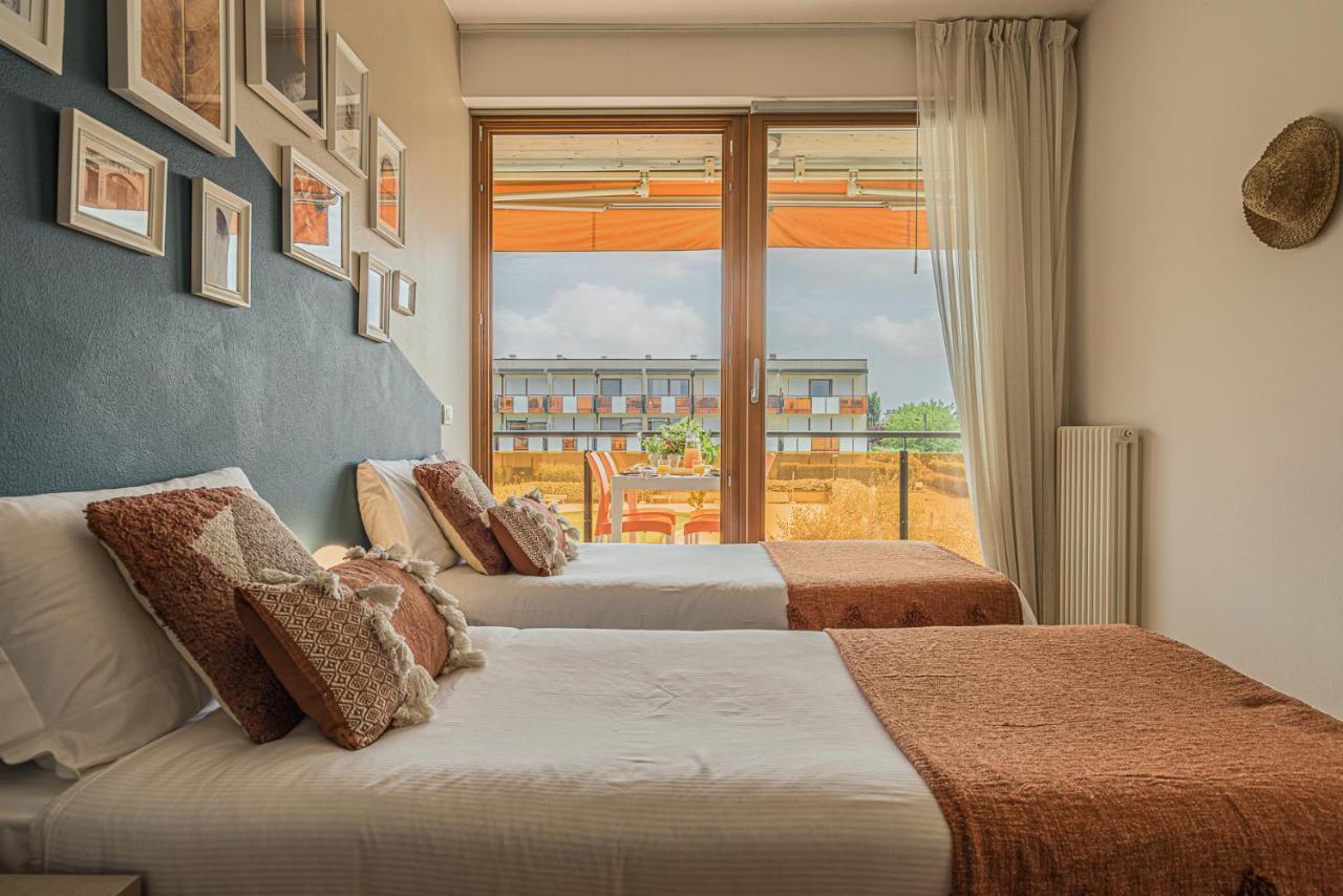 Hygge Family Apartment - One Step Away From The Lake!!! Sirmione Exterior photo
